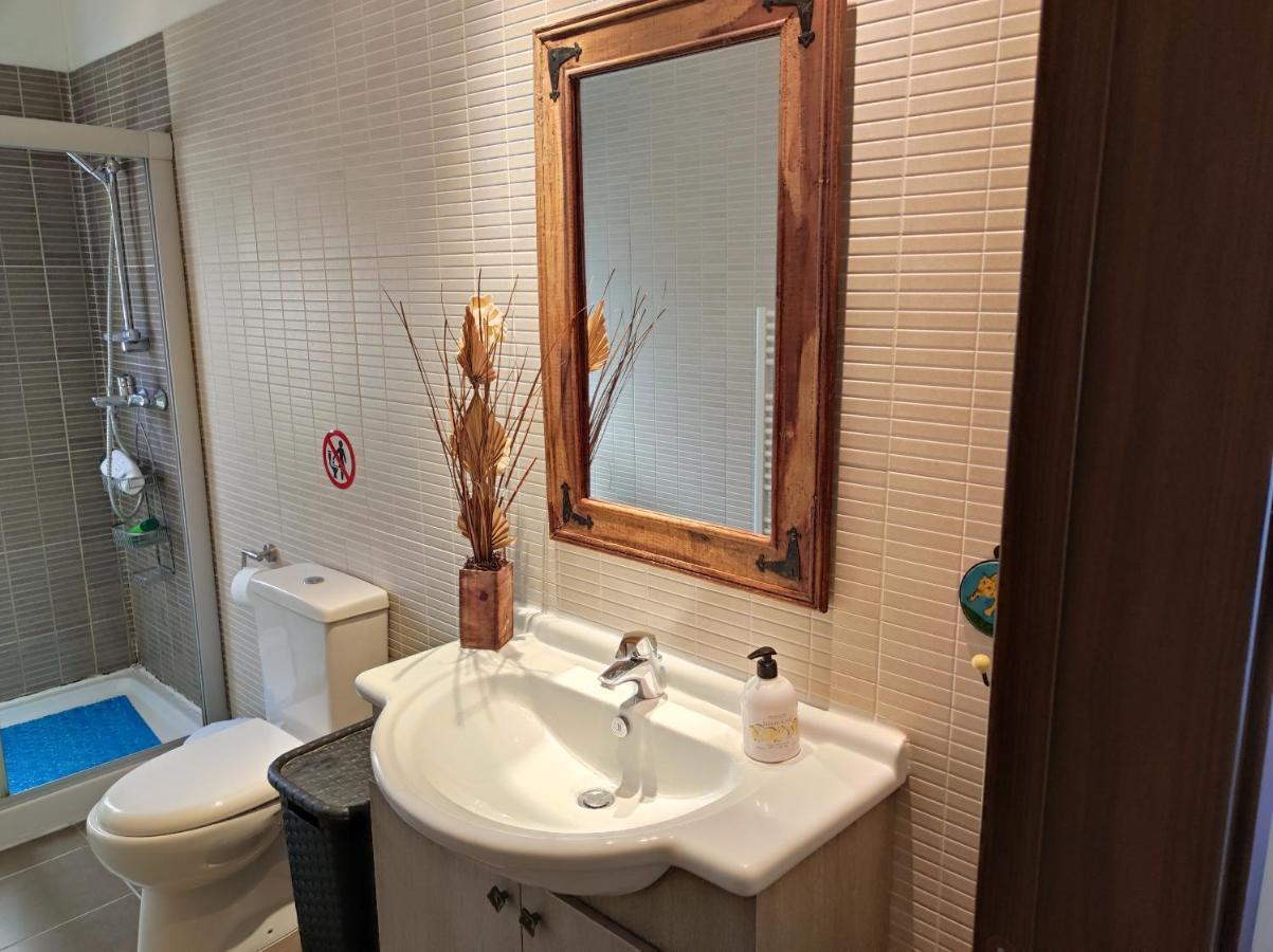 Roses Villa Trimiklini Екстериор снимка