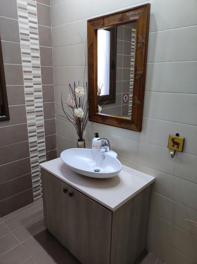 Roses Villa Trimiklini Екстериор снимка