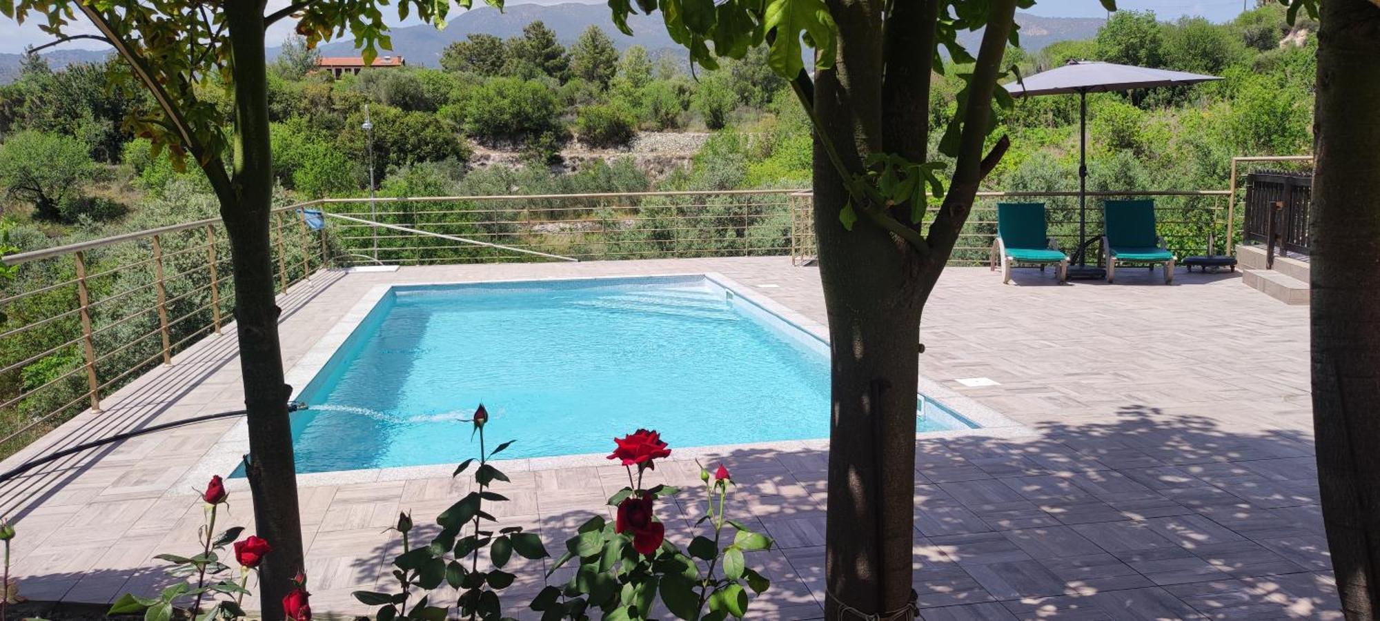 Roses Villa Trimiklini Екстериор снимка